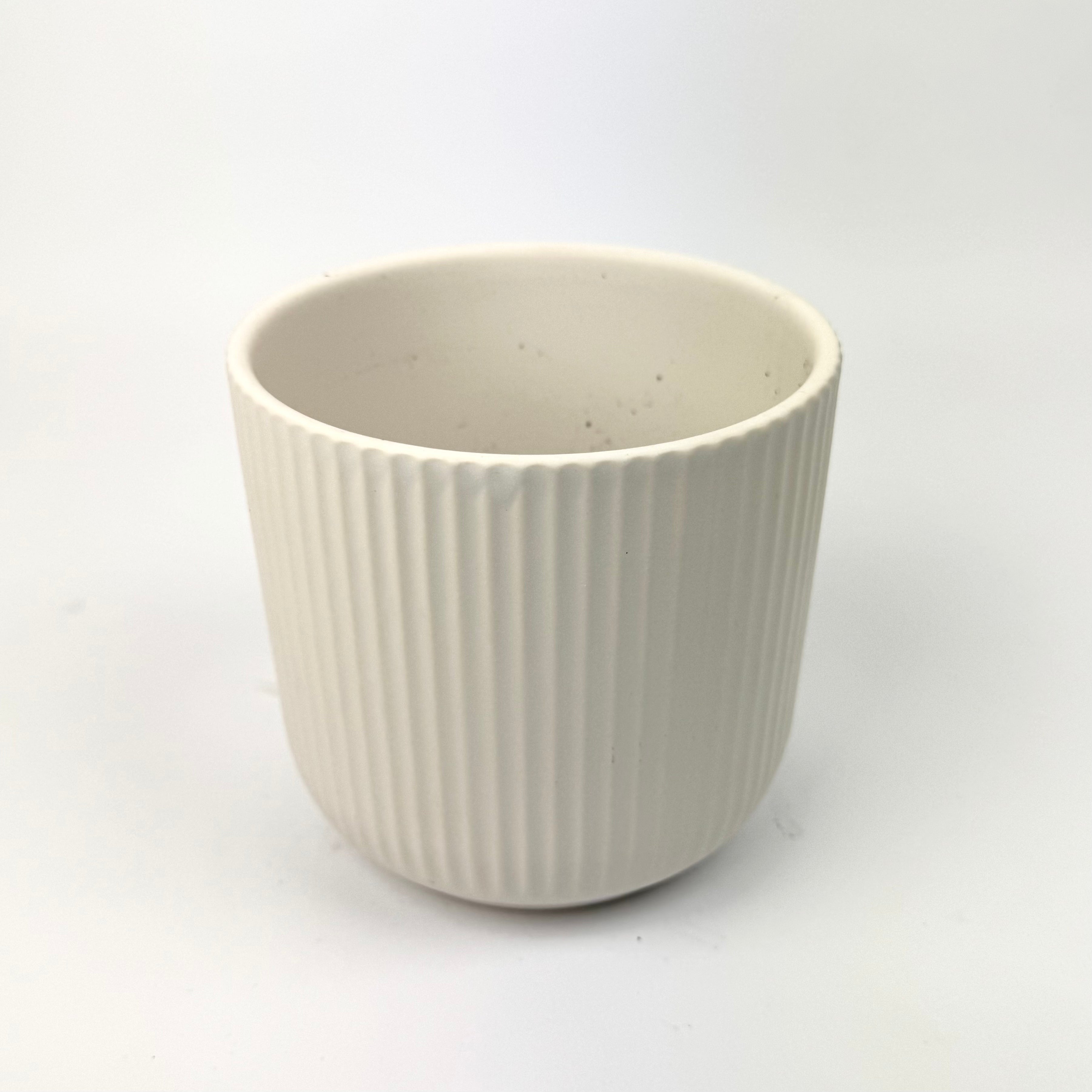 Ceramic Ribbed Pot 14cm